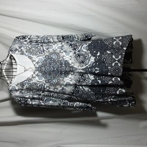 Live and let live tunic